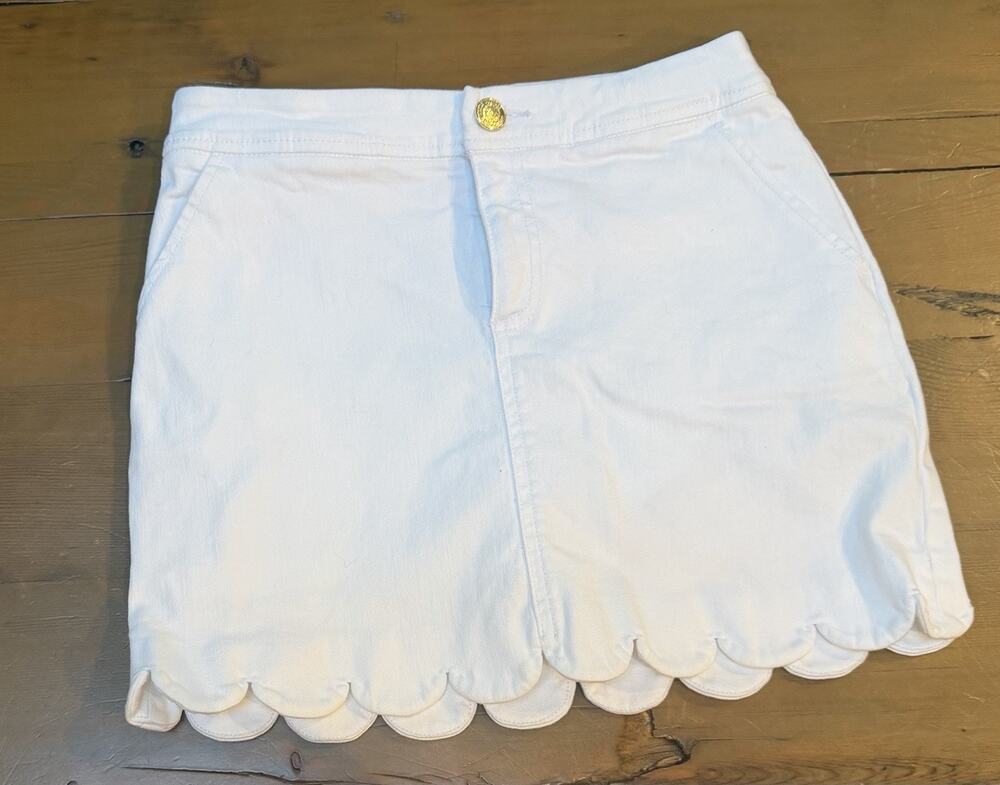 Lilly Pulitzer Skirt 00 White Scallop Hem Stretch Cotton Gold Button Preppy
